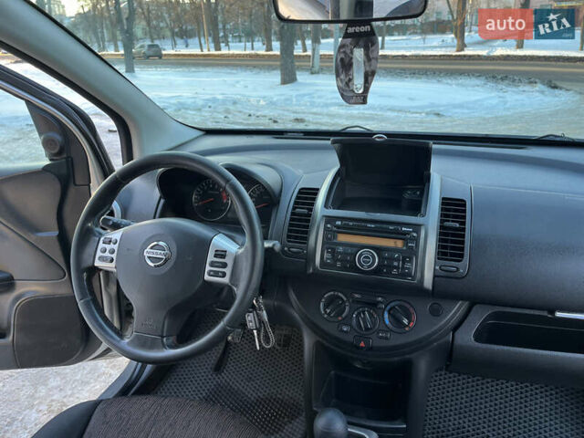Сірий Ніссан Ноут, об'ємом двигуна 1.4 л та пробігом 265 тис. км за 4750 $, фото 27 на Automoto.ua