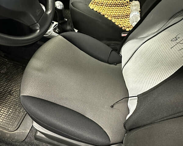 Серый Ниссан Ноут, объемом двигателя 1.39 л и пробегом 120 тыс. км за 7300 $, фото 9 на Automoto.ua