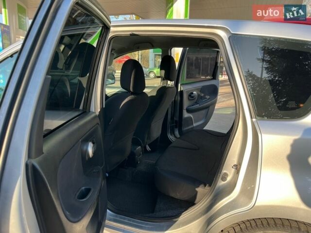 Серый Ниссан Ноут, объемом двигателя 1.39 л и пробегом 265 тыс. км за 4800 $, фото 22 на Automoto.ua