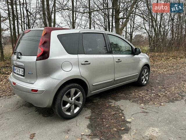 Серый Ниссан Ноут, объемом двигателя 1.4 л и пробегом 141 тыс. км за 5800 $, фото 3 на Automoto.ua