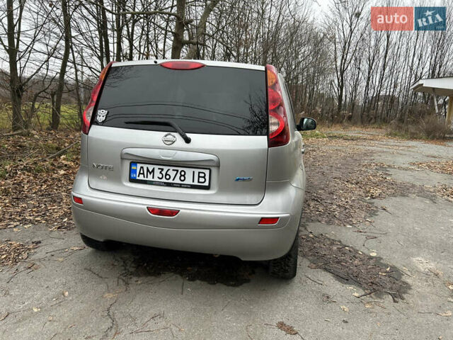 Серый Ниссан Ноут, объемом двигателя 1.4 л и пробегом 141 тыс. км за 5800 $, фото 2 на Automoto.ua