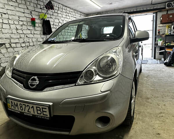 Серый Ниссан Ноут, объемом двигателя 1.39 л и пробегом 120 тыс. км за 7300 $, фото 1 на Automoto.ua