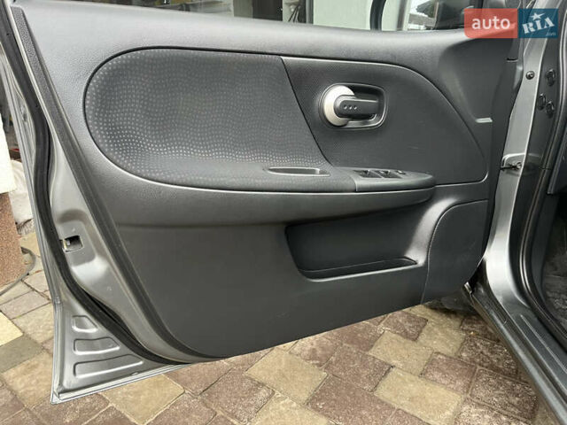 Сірий Ніссан Ноут, об'ємом двигуна 1.6 л та пробігом 149 тис. км за 6300 $, фото 13 на Automoto.ua