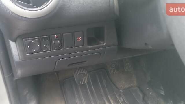 Серый Ниссан Ноут, объемом двигателя 1.46 л и пробегом 291 тыс. км за 6200 $, фото 10 на Automoto.ua