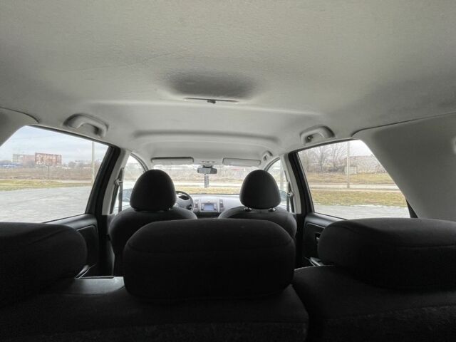 Серый Ниссан Ноут, объемом двигателя 1.6 л и пробегом 223 тыс. км за 8600 $, фото 4 на Automoto.ua