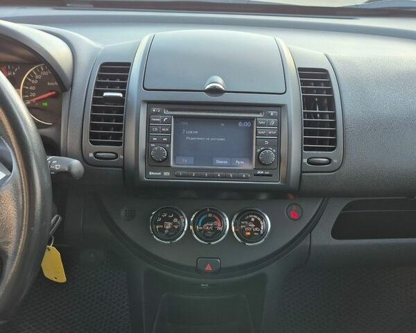 Серый Ниссан Ноут, объемом двигателя 1.46 л и пробегом 216 тыс. км за 5800 $, фото 15 на Automoto.ua