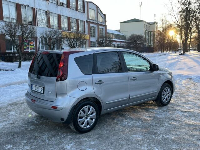 Серый Ниссан Ноут, объемом двигателя 1.4 л и пробегом 264 тыс. км за 4850 $, фото 12 на Automoto.ua