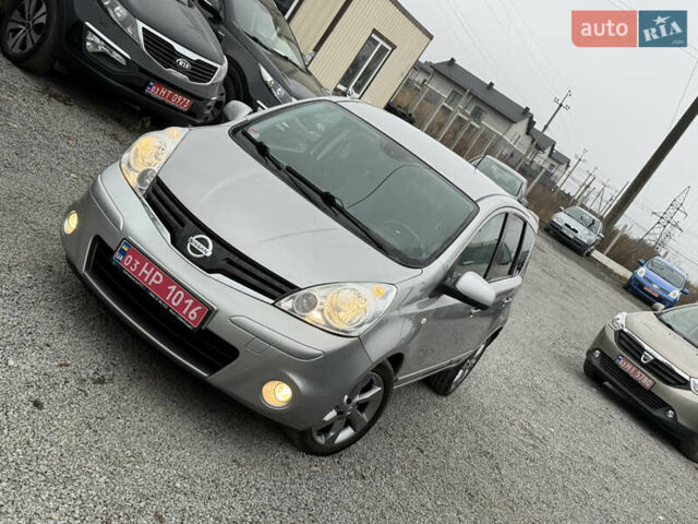 Серый Ниссан Ноут, объемом двигателя 1.6 л и пробегом 207 тыс. км за 7999 $, фото 1 на Automoto.ua