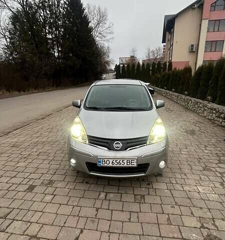 Серый Ниссан Ноут, объемом двигателя 1.39 л и пробегом 153 тыс. км за 5600 $, фото 3 на Automoto.ua