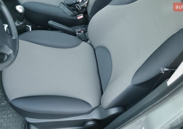 Серый Ниссан Ноут, объемом двигателя 1.39 л и пробегом 140 тыс. км за 5500 $, фото 16 на Automoto.ua