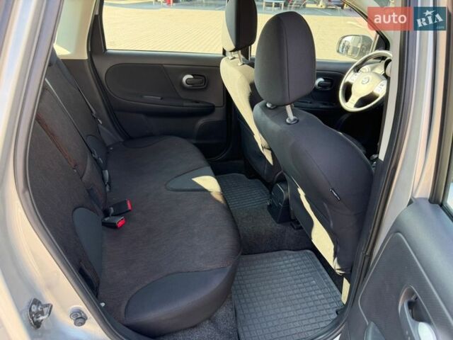 Сірий Ніссан Ноут, об'ємом двигуна 1.39 л та пробігом 187 тис. км за 5450 $, фото 33 на Automoto.ua