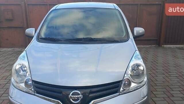 Сірий Ніссан Ноут, об'ємом двигуна 0 л та пробігом 82 тис. км за 8700 $, фото 1 на Automoto.ua