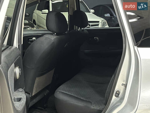 Ніссан Ноут 2011 у Одесі на Automoto.ua Сірий Ніссан Ноут, об'ємом двигуна 1.5 л та пробігом 49 тис. км за 6999 $, фото 12 на Automoto.ua