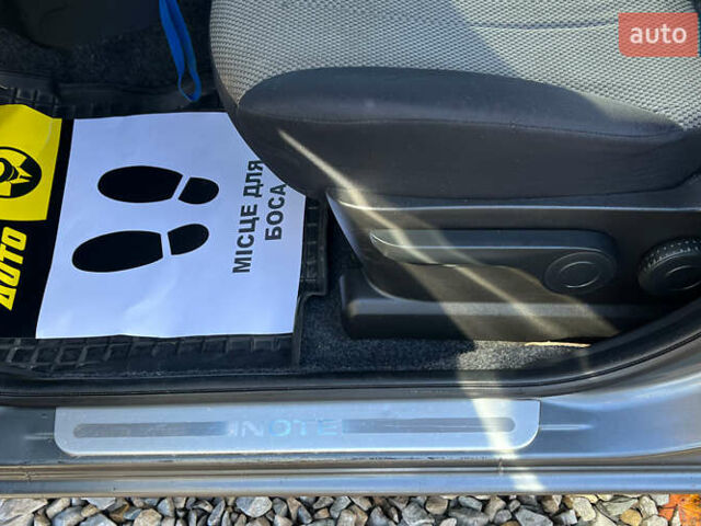 Сірий Ніссан Ноут, об'ємом двигуна 1.46 л та пробігом 212 тис. км за 6000 $, фото 19 на Automoto.ua