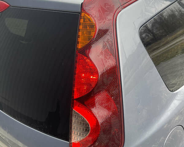 Сірий Ніссан Ноут, об'ємом двигуна 1.6 л та пробігом 211 тис. км за 8600 $, фото 16 на Automoto.ua