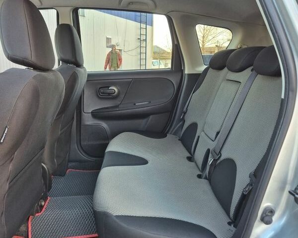 Серый Ниссан Ноут, объемом двигателя 1.46 л и пробегом 216 тыс. км за 5800 $, фото 9 на Automoto.ua