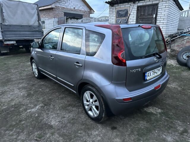 Серый Ниссан Ноут, объемом двигателя 1.4 л и пробегом 238 тыс. км за 4999 $, фото 6 на Automoto.ua