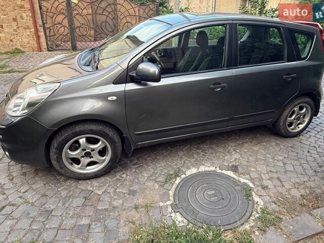Сірий Ніссан Ноут, об'ємом двигуна 1.6 л та пробігом 143 тис. км за 6500 $, фото 2 на Automoto.ua