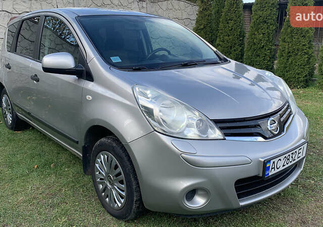 Сірий Ніссан Ноут, об'ємом двигуна 1.39 л та пробігом 208 тис. км за 4999 $, фото 6 на Automoto.ua