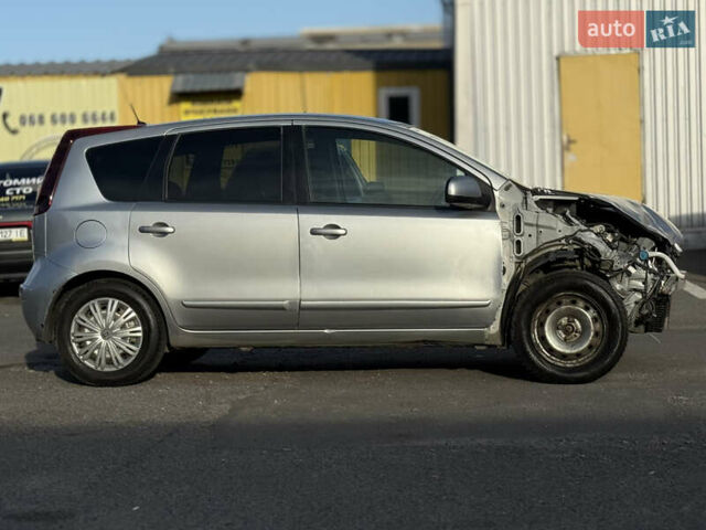 Сірий Ніссан Ноут, об'ємом двигуна 1.46 л та пробігом 235 тис. км за 2299 $, фото 5 на Automoto.ua