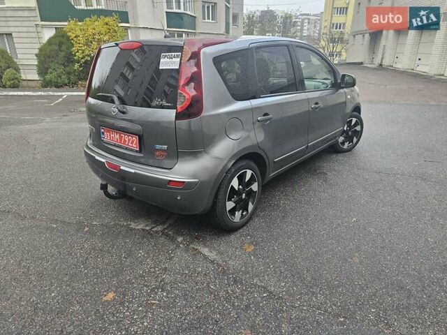 Серый Ниссан Ноут, объемом двигателя 1.5 л и пробегом 154 тыс. км за 7750 $, фото 4 на Automoto.ua