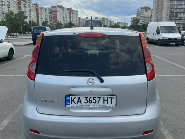 Сірий Ніссан Ноут, об'ємом двигуна 1.5 л та пробігом 55 тис. км за 6500 $, фото 9 на Automoto.ua