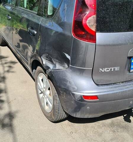 Сірий Ніссан Ноут, об'ємом двигуна 1.6 л та пробігом 203 тис. км за 7299 $, фото 2 на Automoto.ua
