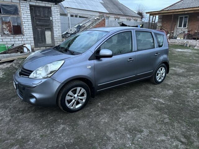 Серый Ниссан Ноут, объемом двигателя 1.4 л и пробегом 238 тыс. км за 4999 $, фото 4 на Automoto.ua