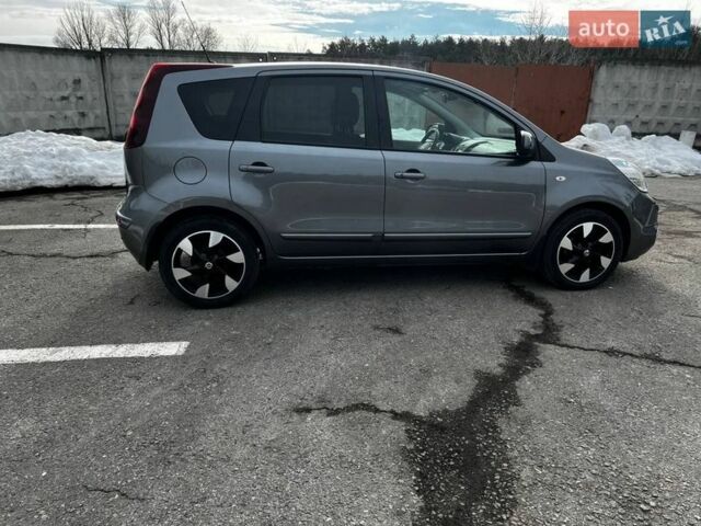 Серый Ниссан Ноут, объемом двигателя 1.39 л и пробегом 120 тыс. км за 7100 $, фото 2 на Automoto.ua