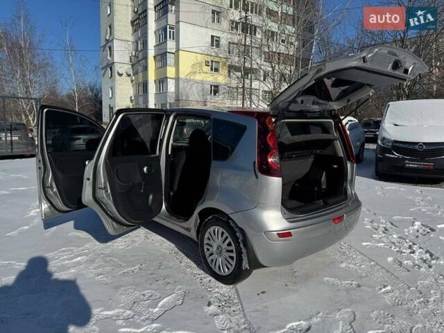 Сірий Ніссан Ноут, об'ємом двигуна 1.4 л та пробігом 208 тис. км за 5950 $, фото 64 на Automoto.ua