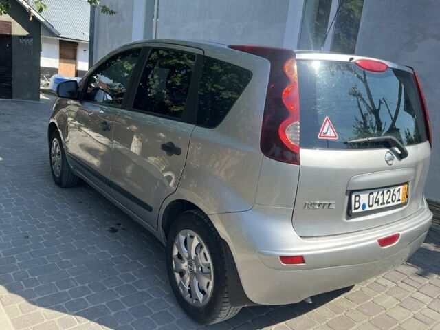 Сірий Ніссан Ноут, об'ємом двигуна 1.4 л та пробігом 193 тис. км за 5314 $, фото 20 на Automoto.ua