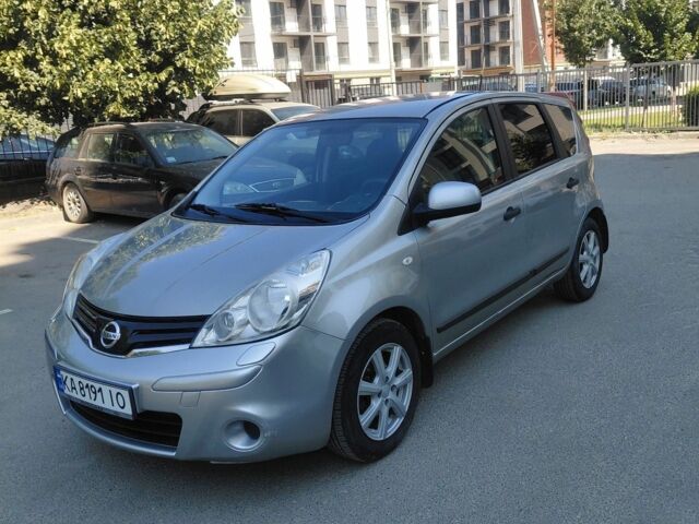 Сірий Ніссан Ноут, об'ємом двигуна 1.5 л та пробігом 325 тис. км за 5997 $, фото 2 на Automoto.ua