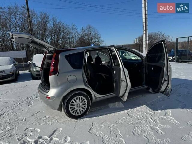 Сірий Ніссан Ноут, об'ємом двигуна 1.4 л та пробігом 208 тис. км за 5950 $, фото 67 на Automoto.ua