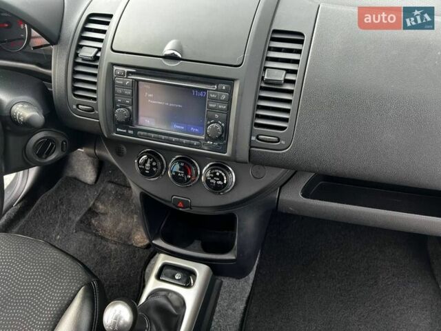 Серый Ниссан Ноут, объемом двигателя 1.39 л и пробегом 120 тыс. км за 7100 $, фото 39 на Automoto.ua