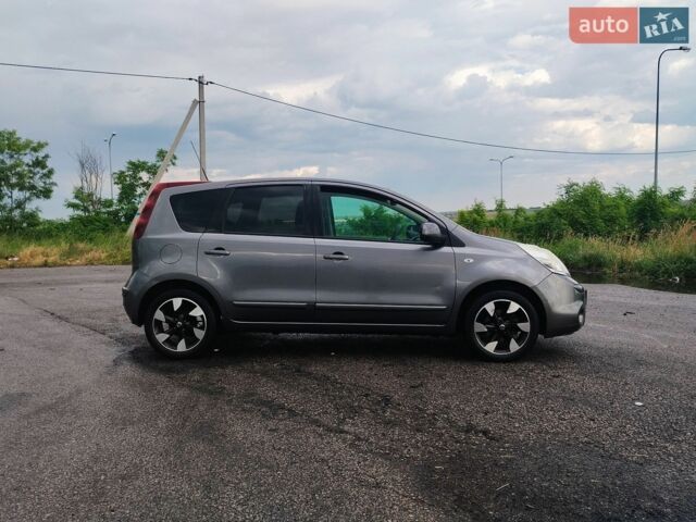 Сірий Ніссан Ноут, об'ємом двигуна 1.39 л та пробігом 134 тис. км за 6900 $, фото 1 на Automoto.ua