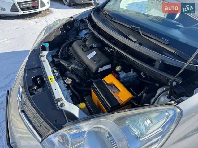 Сірий Ніссан Ноут, об'ємом двигуна 1.4 л та пробігом 208 тис. км за 5950 $, фото 78 на Automoto.ua