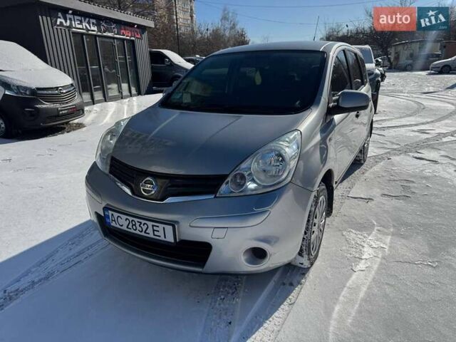 Сірий Ніссан Ноут, об'ємом двигуна 1.4 л та пробігом 208 тис. км за 5950 $, фото 6 на Automoto.ua