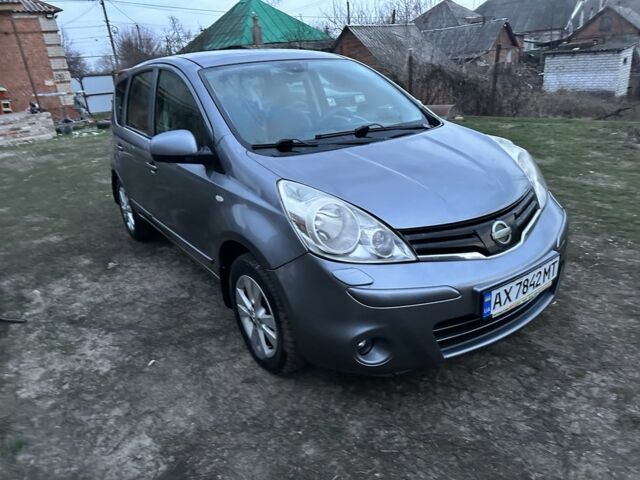 Серый Ниссан Ноут, объемом двигателя 1.4 л и пробегом 238 тыс. км за 4999 $, фото 2 на Automoto.ua