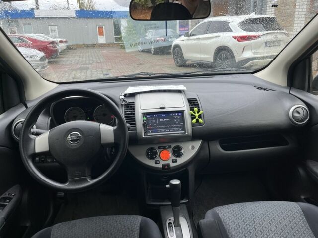 Серый Ниссан Ноут, объемом двигателя 1.6 л и пробегом 91 тыс. км за 7700 $, фото 19 на Automoto.ua