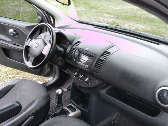 Серый Ниссан Ноут, объемом двигателя 1.4 л и пробегом 146 тыс. км за 6200 $, фото 15 на Automoto.ua