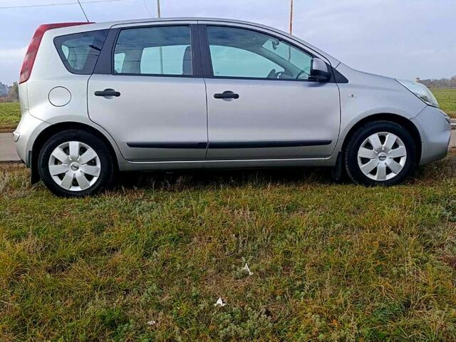 Сірий Ніссан Ноут, об'ємом двигуна 1.4 л та пробігом 210 тис. км за 6500 $, фото 6 на Automoto.ua