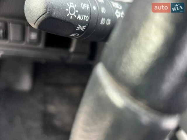 Серый Ниссан Ноут, объемом двигателя 1.39 л и пробегом 120 тыс. км за 7100 $, фото 25 на Automoto.ua