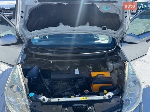 Сірий Ніссан Ноут, об'ємом двигуна 1.4 л та пробігом 208 тис. км за 5950 $, фото 83 на Automoto.ua