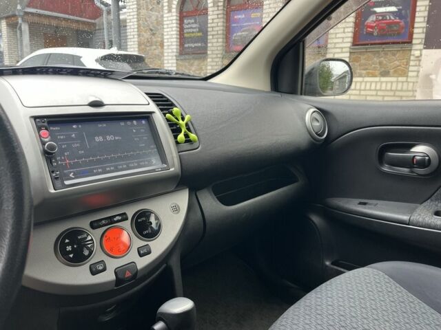 Серый Ниссан Ноут, объемом двигателя 1.6 л и пробегом 91 тыс. км за 7700 $, фото 13 на Automoto.ua