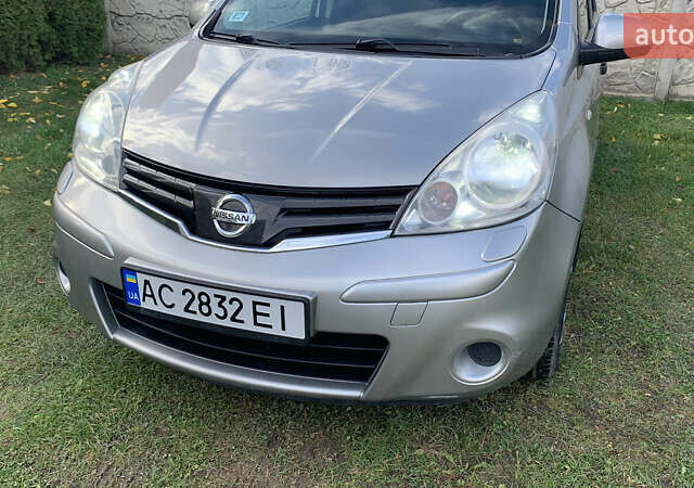 Сірий Ніссан Ноут, об'ємом двигуна 1.39 л та пробігом 208 тис. км за 4999 $, фото 4 на Automoto.ua