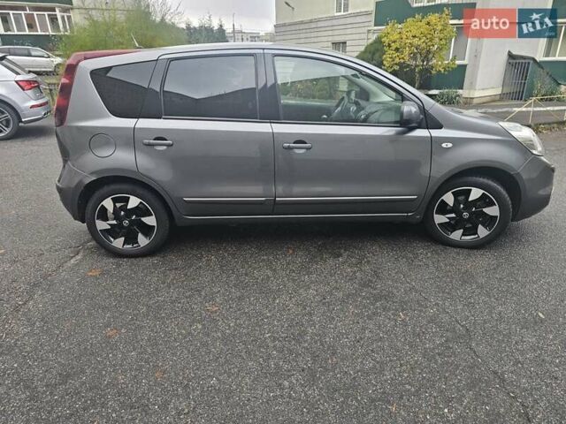 Серый Ниссан Ноут, объемом двигателя 1.5 л и пробегом 154 тыс. км за 7750 $, фото 3 на Automoto.ua