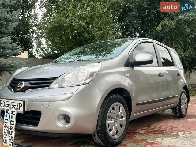 Сірий Ніссан Ноут, об'ємом двигуна 0 л та пробігом 223 тис. км за 5300 $, фото 4 на Automoto.ua