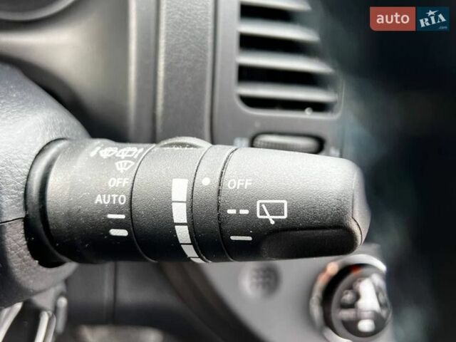 Серый Ниссан Ноут, объемом двигателя 1.39 л и пробегом 120 тыс. км за 7100 $, фото 24 на Automoto.ua