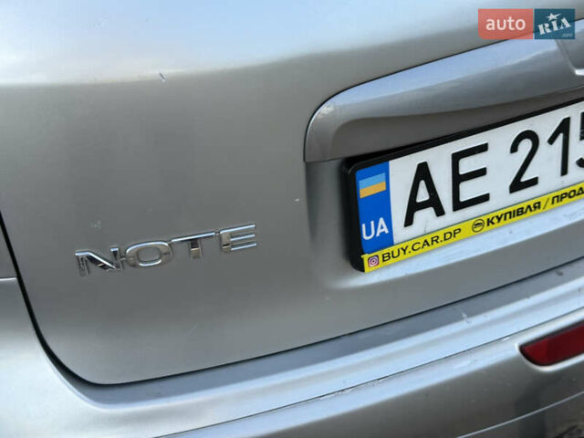 Сірий Ніссан Ноут, об'ємом двигуна 1.46 л та пробігом 235 тис. км за 2299 $, фото 24 на Automoto.ua
