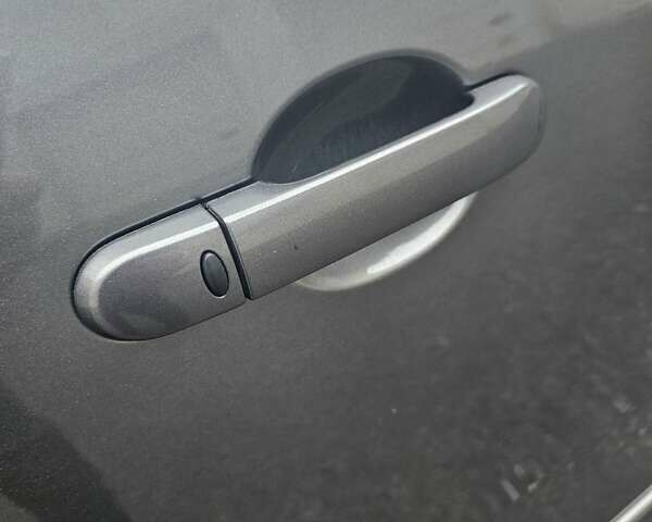 Серый Ниссан Ноут, объемом двигателя 1.5 л и пробегом 154 тыс. км за 7750 $, фото 8 на Automoto.ua